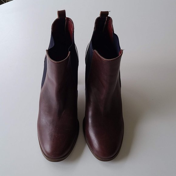 Tommy Hilfiger Leather Maroon Bootie Heels - Picture 2 of 5
